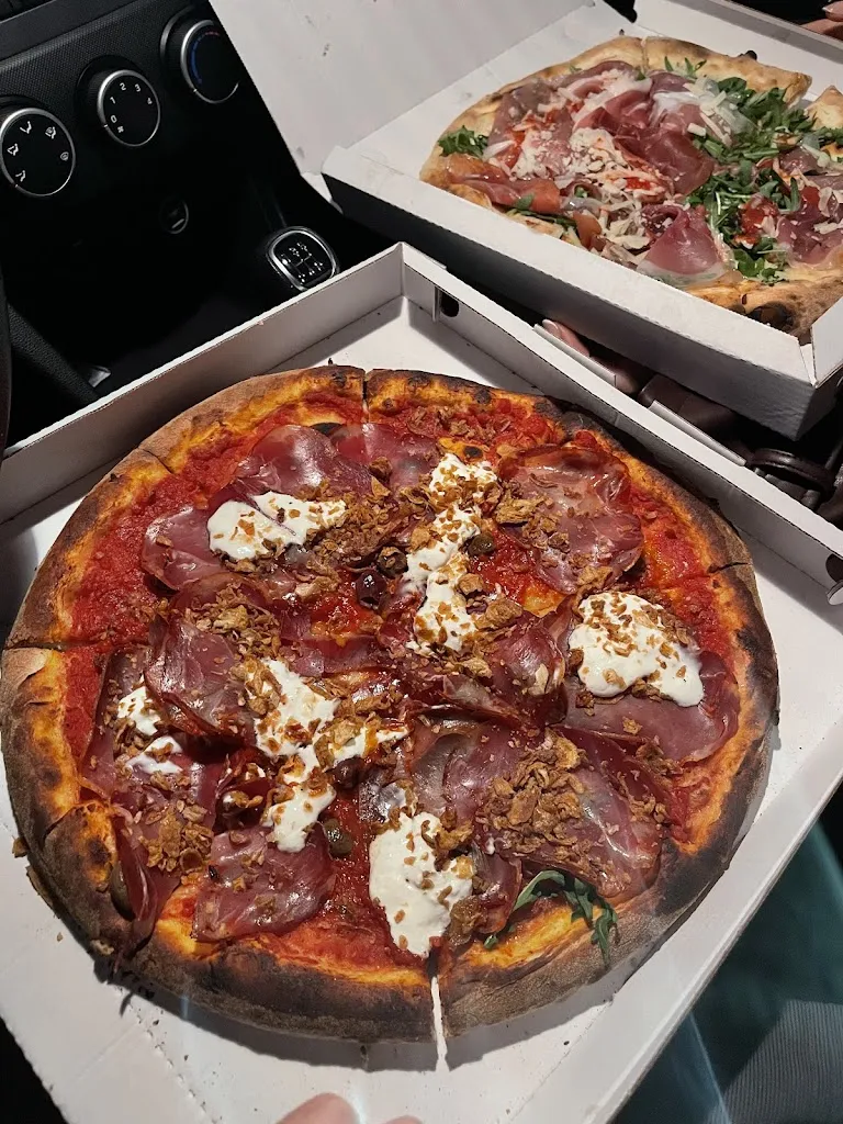 Anthony Costanzo_Pizzeria Orygano Gourmet_Canalicchio_review