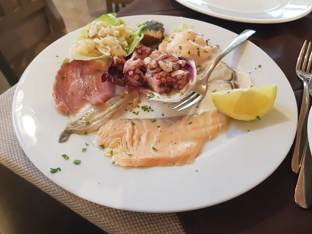 Menu_Villa Antiva_Caronia_image_1