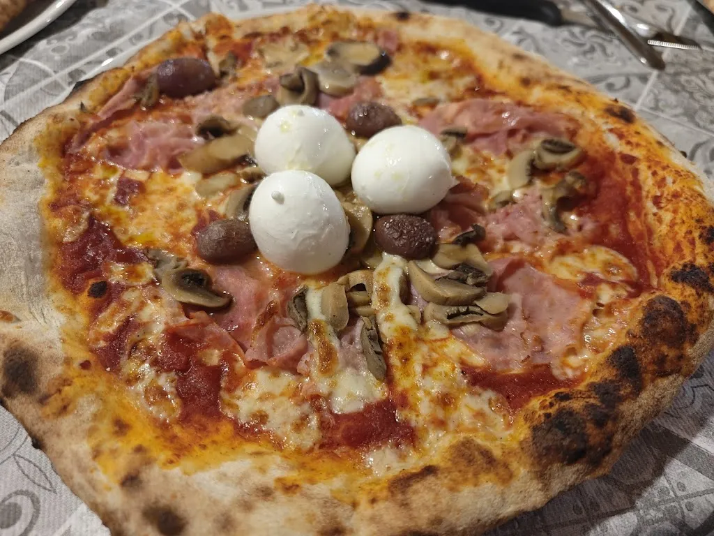 Geometra Termini_Villa Antiva_Caronia_review