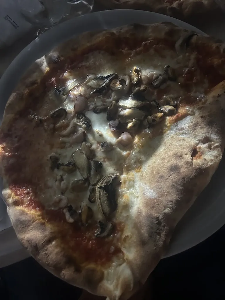 Mario Pellitteri_Bar Bar_Caronia_review