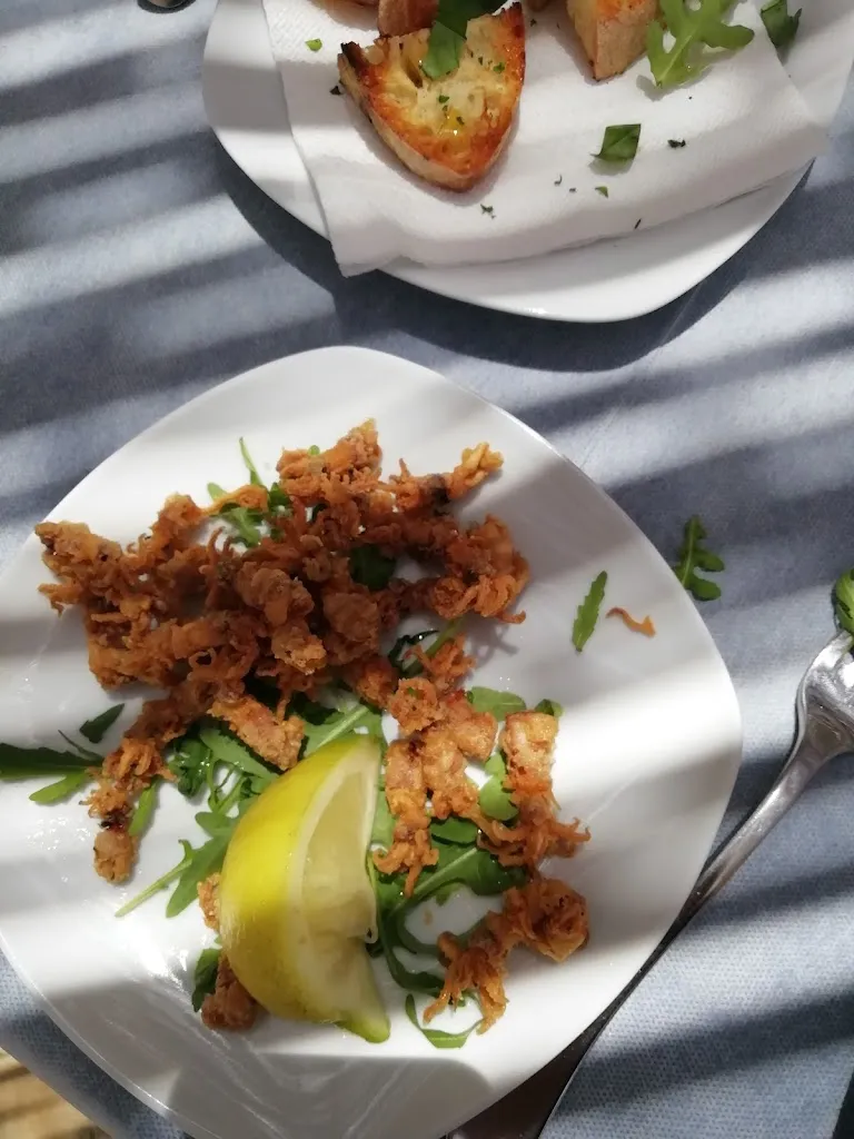 Stefania Fabbri_Bar Bar_Caronia_review