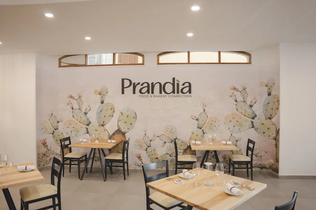 Prandìa Restaurant_Caronia_slider_image_1