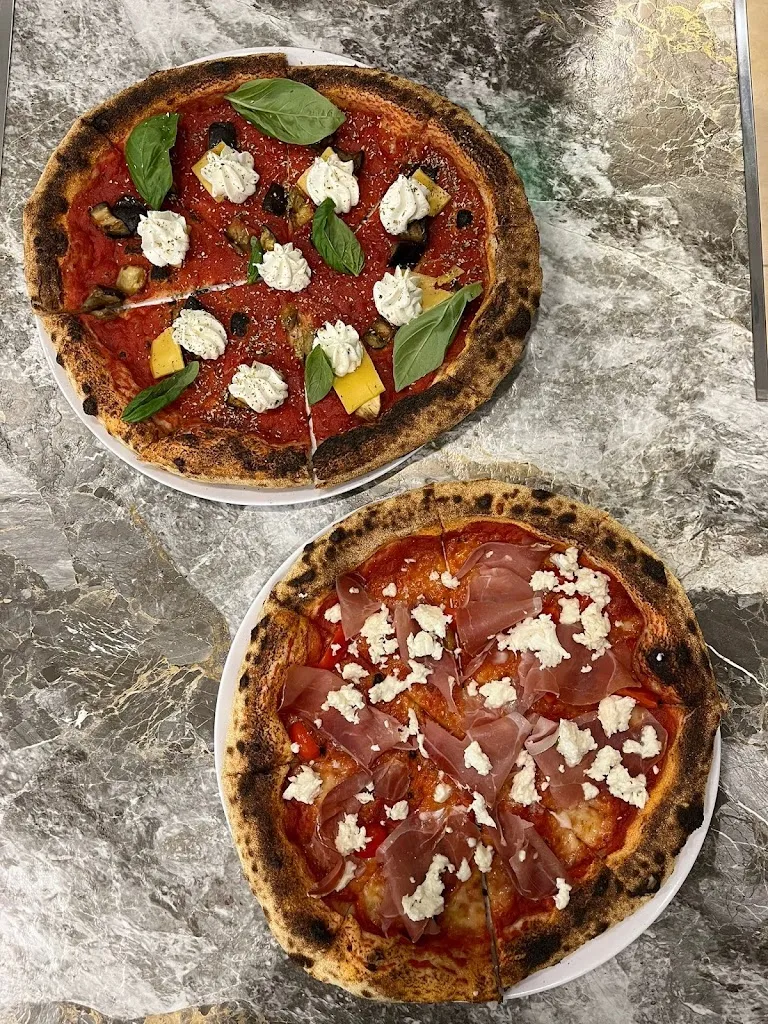 Mandorè Gourmet_Carrubazza-Motta_slider_image_3