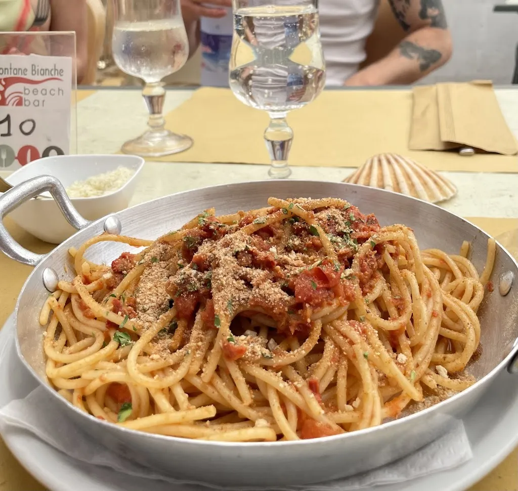 Joanna Apolonia_Fontane Bianche Beach Bar_Cassibile_review