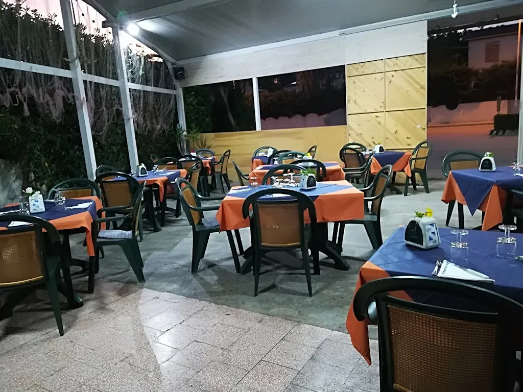 Fontane Bianche Beach Bar restaurant in Cassibile