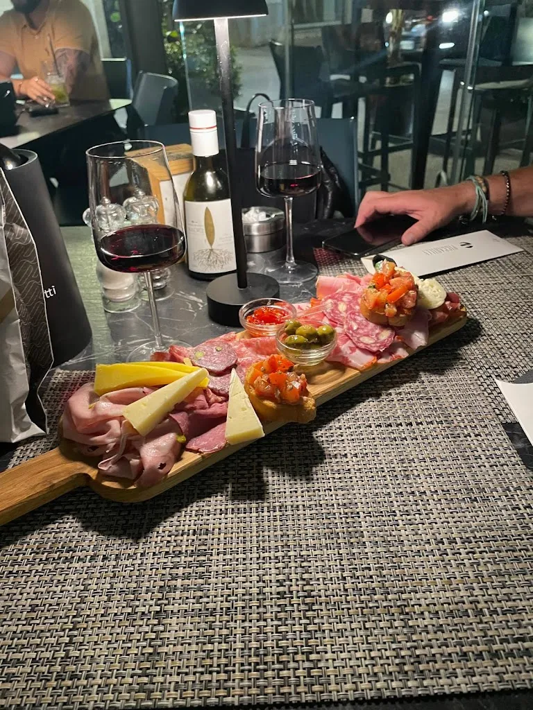 Piccadilly - Bar e Bistrot_Canicattì_slider_image_2