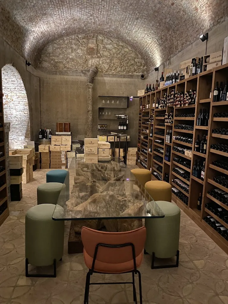 Aquanova Hosteria restaurant in Canicattì