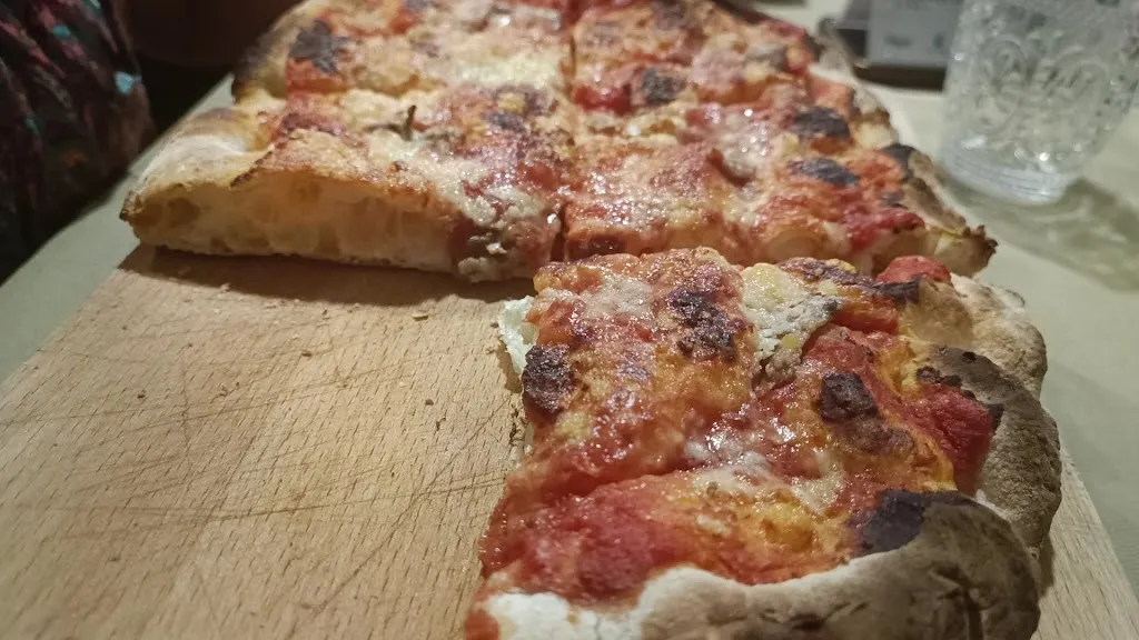 MONICA food &pizza_Canicattì_slider_image_2