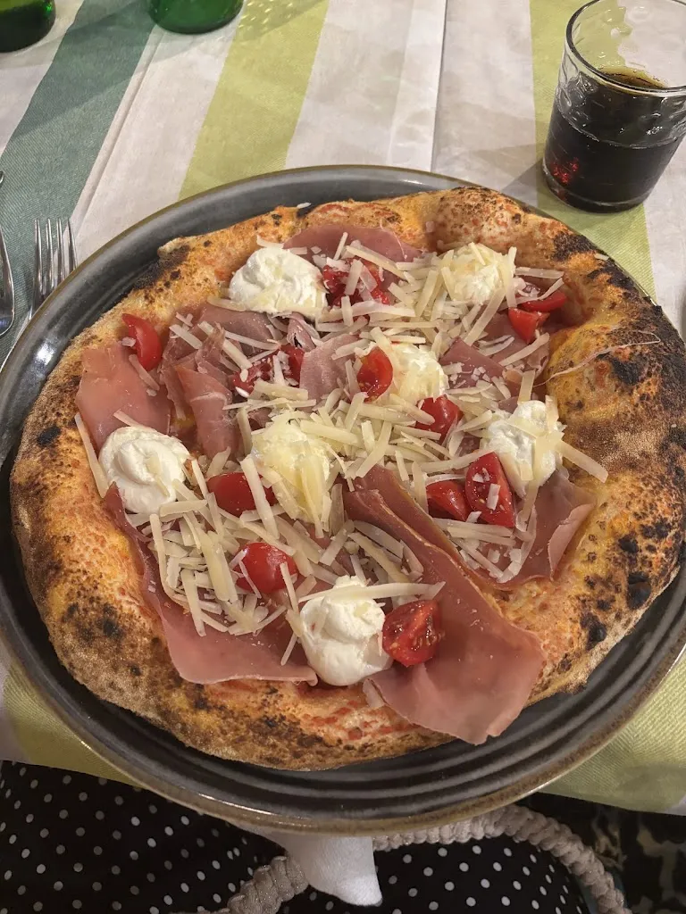 Asia Polizzi_Costa's_Canicattì_review