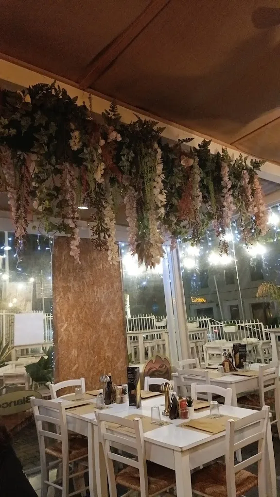 Blanco _Urban Cafè restaurant in Canicattì