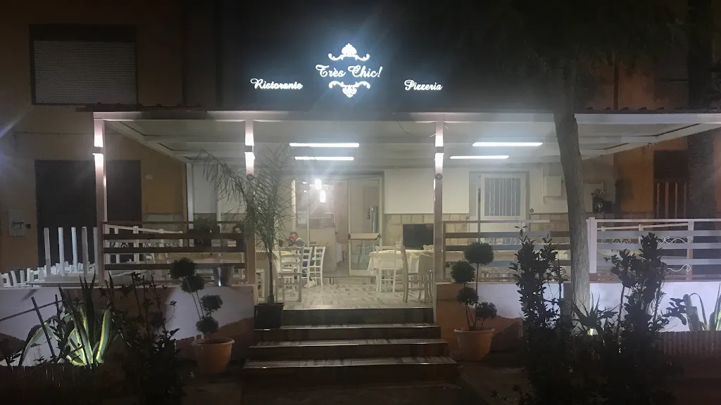 Très Chic Ristorante Pizzeria restaurant in Canicattì