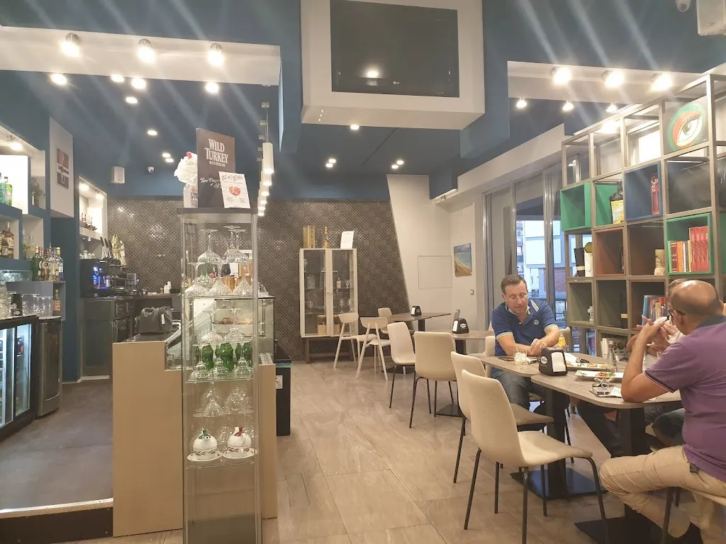 Caffè Letterario Tra Le Righe restaurant in Canicattì