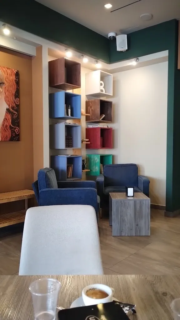 Caffè Letterario Tra Le Righe_Canicattì_slider_image_3