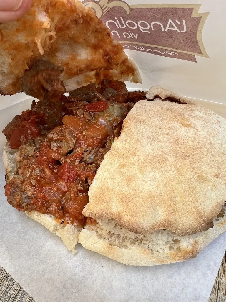 Martín Sevilla_L'angolino di Via Matteotti_Lecce_review