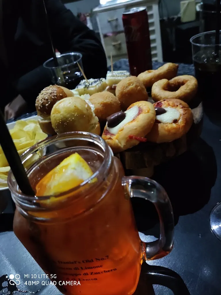 Francesca Lo presti_Movida_Castel di Judica_review