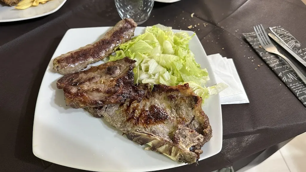 Macelleria e Gastronomia Di Francesca_Castel di Lucio_slider_image_2