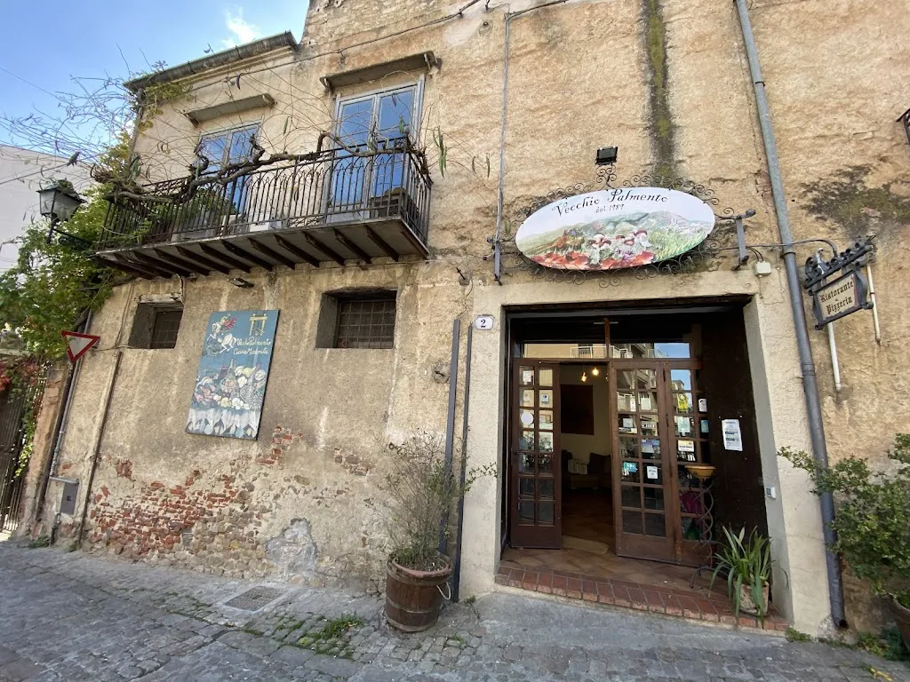 Vecchio Palmento restaurant in Castelbuono