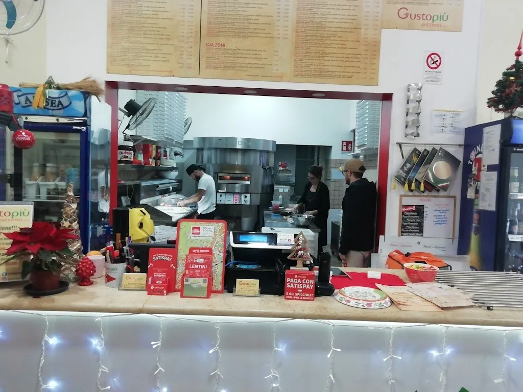 luciano incontro_Gusto Più Pizzeria_Carlentini_review