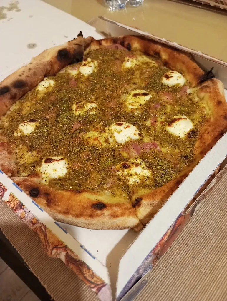 Vincenzo_L'Antico Grano Pizzeria d'asporto_Carlentini_review