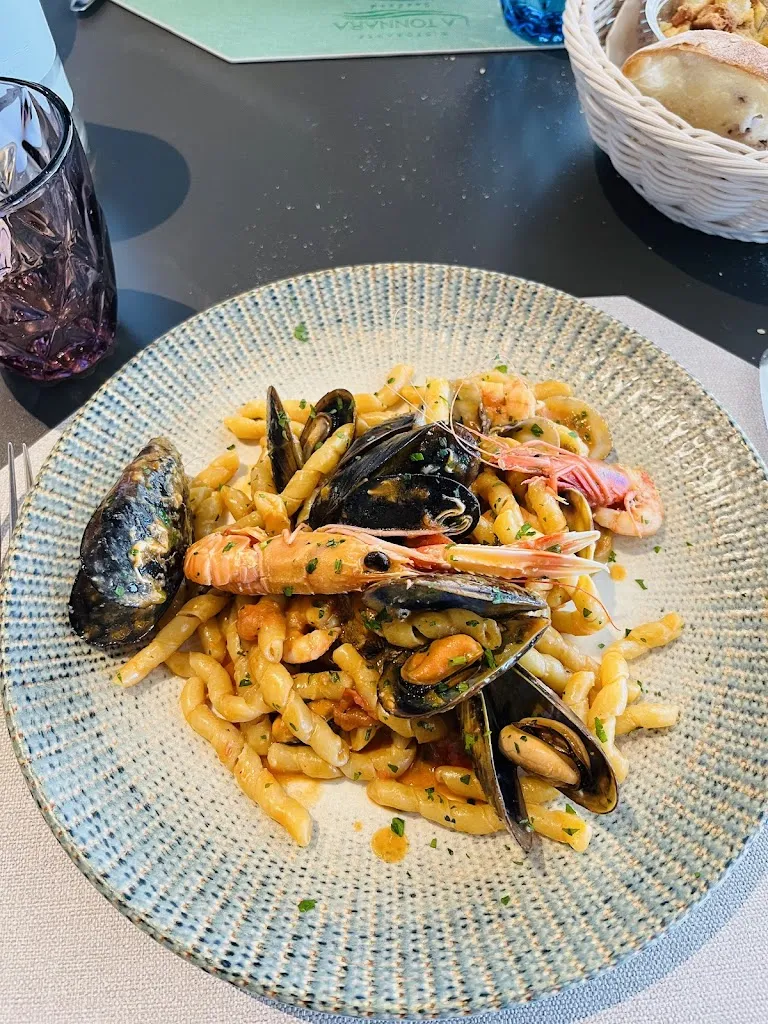 Ramona Kovacsik_Ristorante La Tonnara_Castellammare del Golfo_review