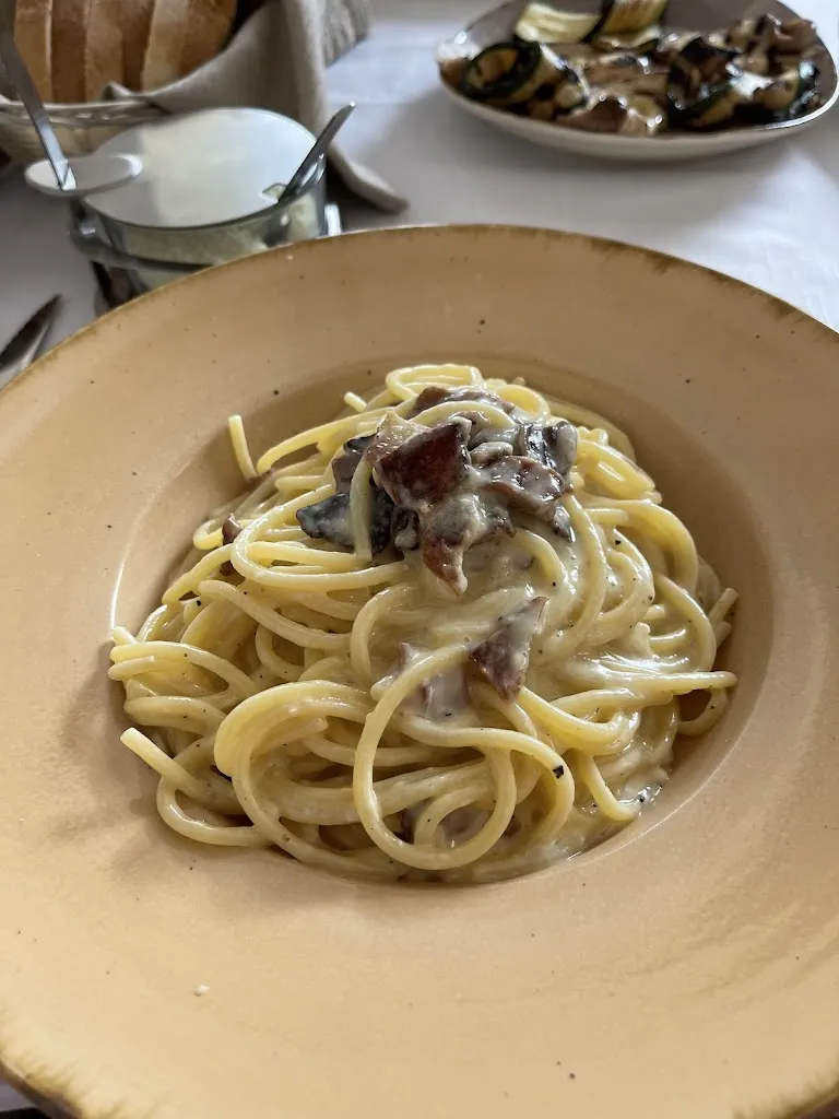 James Raffaele_RistorantePizzeria Amici Miei_Capo d'Orlando_review