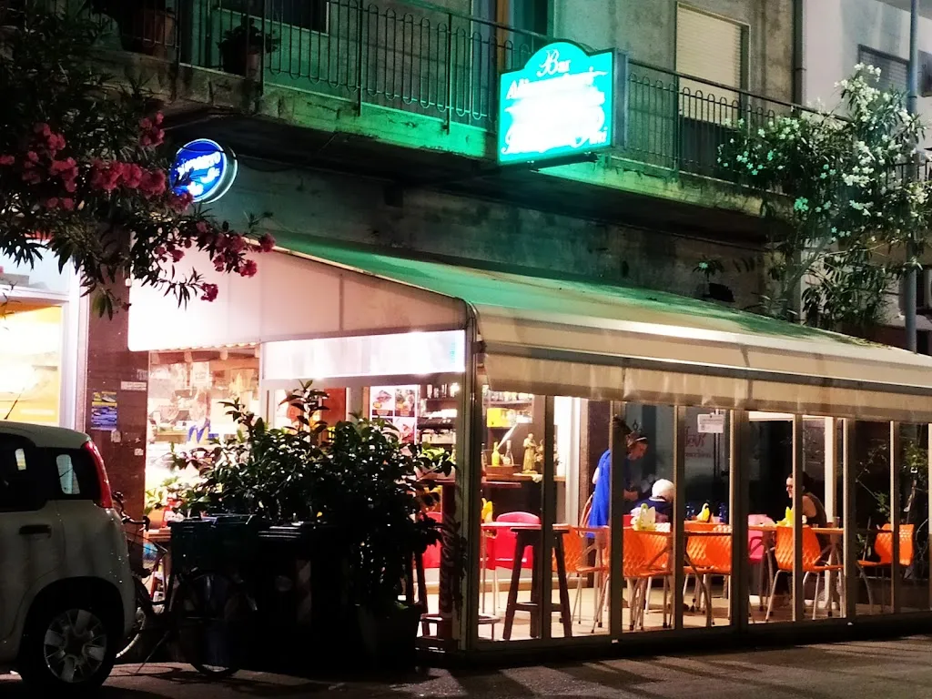 La Bottega Dei Pini di Gumina Carmelo_Capo d'Orlando_slider_image_3