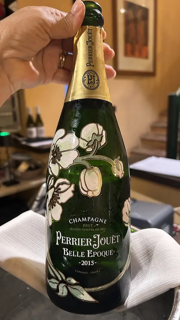 Patrizia Salvaggio_Il circoletto_Capo d'Orlando_review