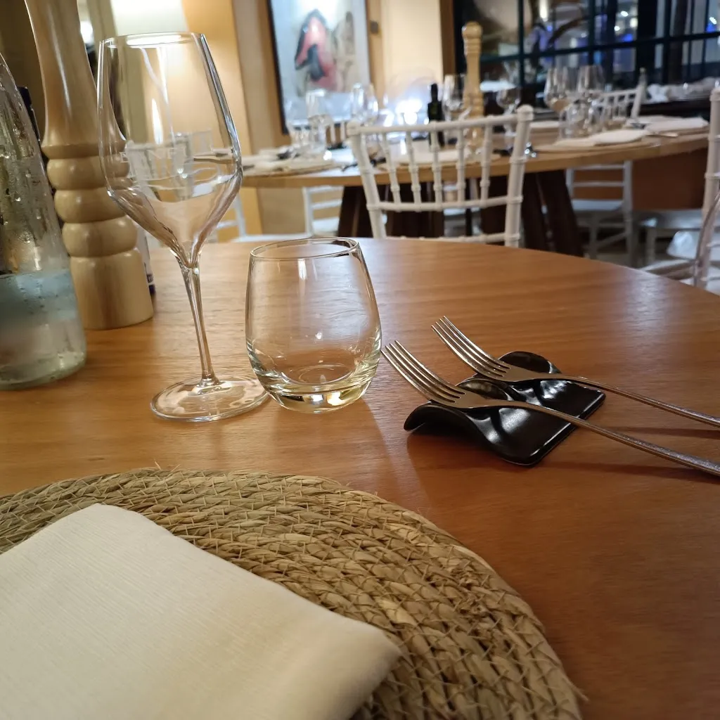 Mauro Celi_Il circoletto_Capo d'Orlando_review