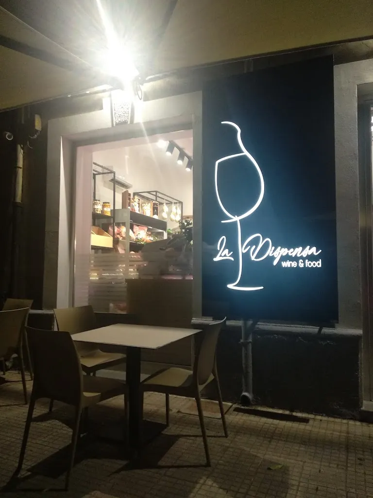 Daniela_La Dispensa_Capo d'Orlando_review