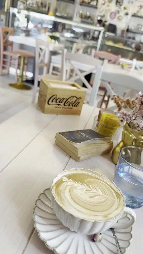 Flower Cafe’_Capo d'Orlando_slider_image_2