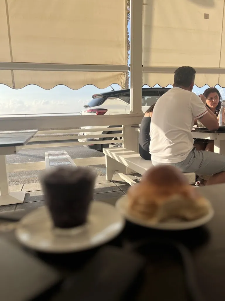 Gabriela Casas_Vossè Bistrot_Capo d'Orlando_review