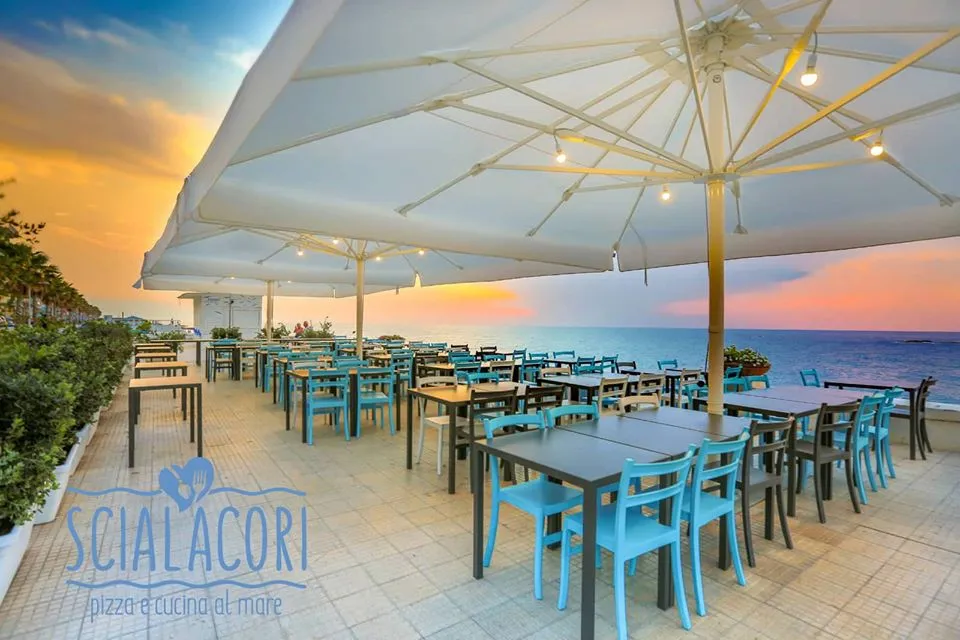SCIALACORI Pizza e cucina al mare_Capo d'Orlando_slider_image_1