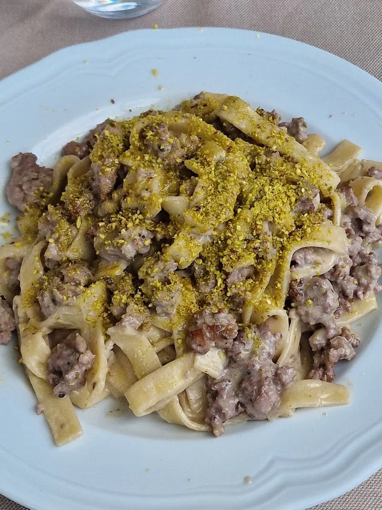 Lorenzo Pinto_La Corte di Nettuno - Ristorante - Pizzeria - Bar_Capo d'Orlando_recensione