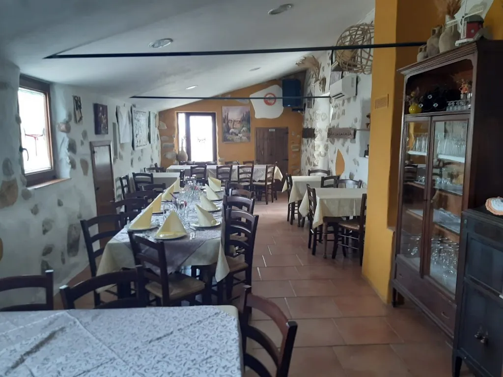 Ristorante Borgo Dell'Eremo restaurant in Castellana Sicula