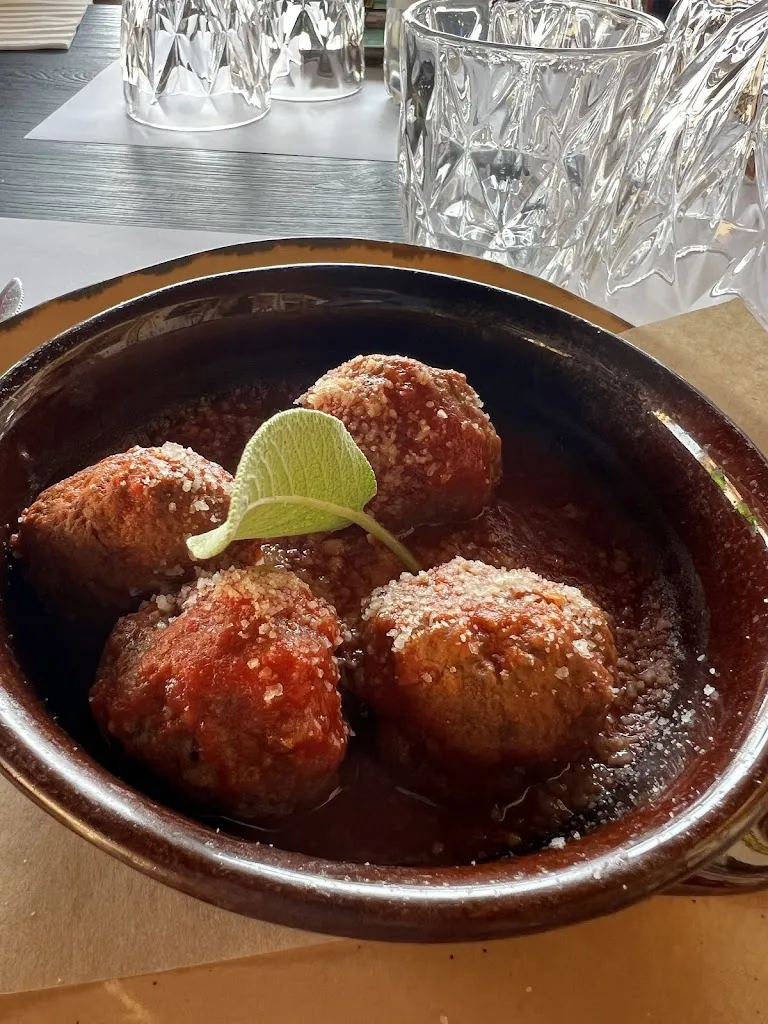 Paola Caruso_Natura In Tavola_Castellana Sicula_recensione