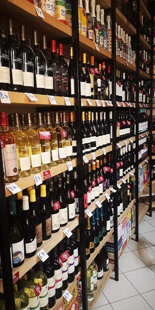 COCOA Bar&Grill restaurant in Casteltermini