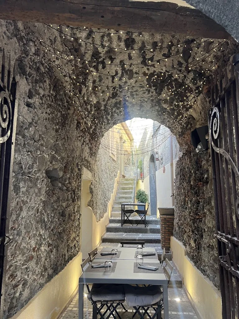 Anique Kamphuis_La Cantina di Monsignore_Castiglione di Sicilia_review