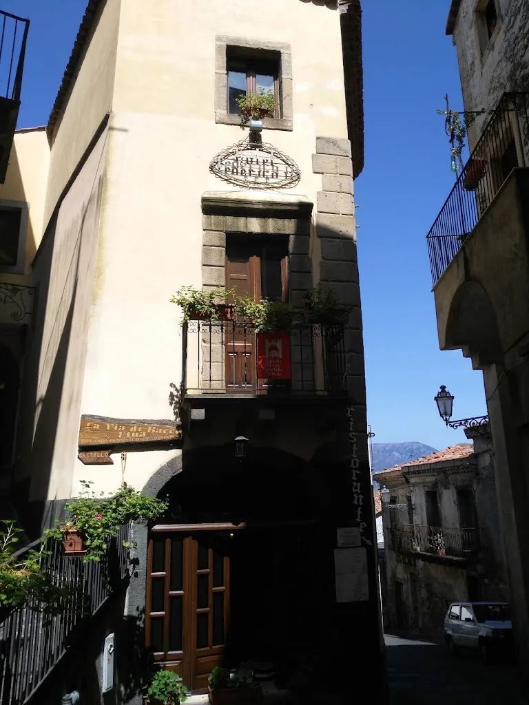 Peppe GHELAS_RISTORANTE SINE TEMPORE_Castiglione di Sicilia_review