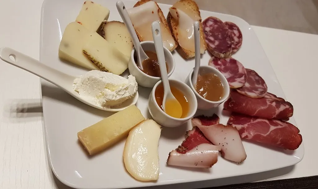 Emma Hodcroft_Al Duomo Ristorante Bar - Castroreale_Castroreale_review