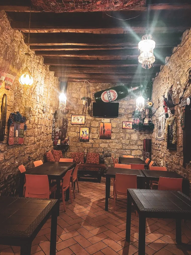 Etno Castel's Pub restaurant in Castronuovo di Sicilia