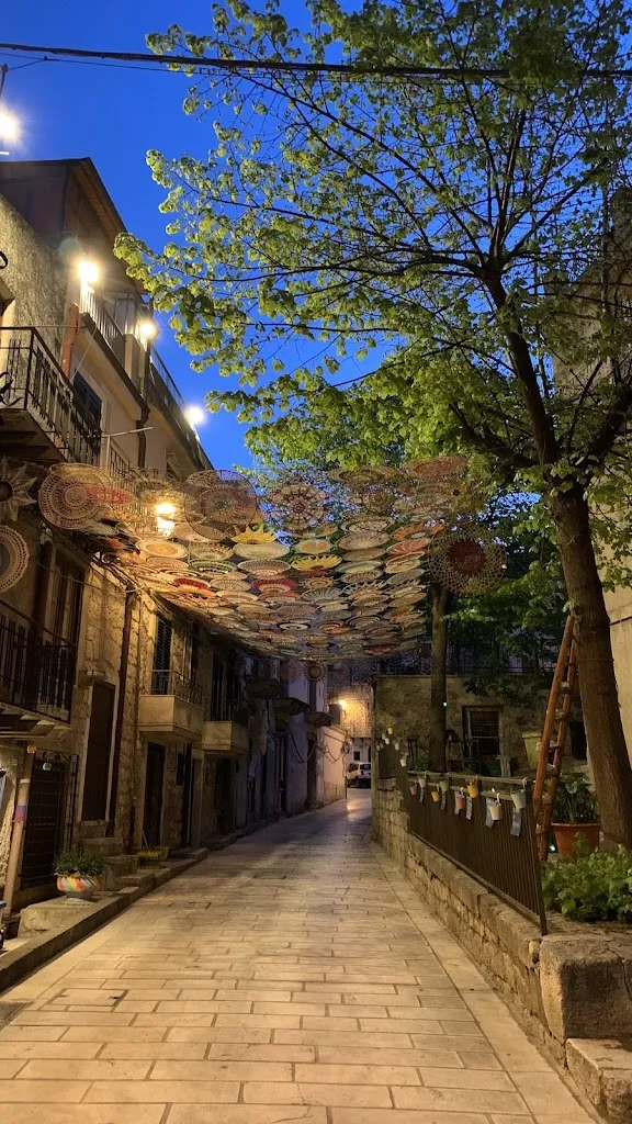 Gaetano Rascona'_Bar Della Piazza_Castronuovo di Sicilia_review