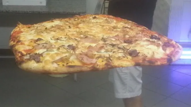 Pizzeria Galassia Fast Food_Catenanuova_slider_image_3