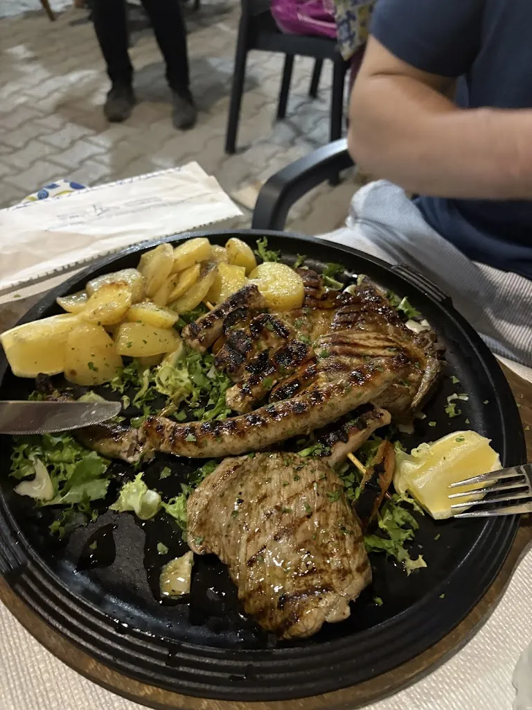 Lucas Arcuri_Al Casale di Magazzu' Giuseppina_Cattolica Eraclea_review