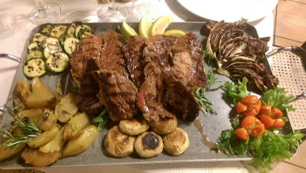 Ristorante Pizzeria Le Pigne_Cefalà Diana_slider_image_2