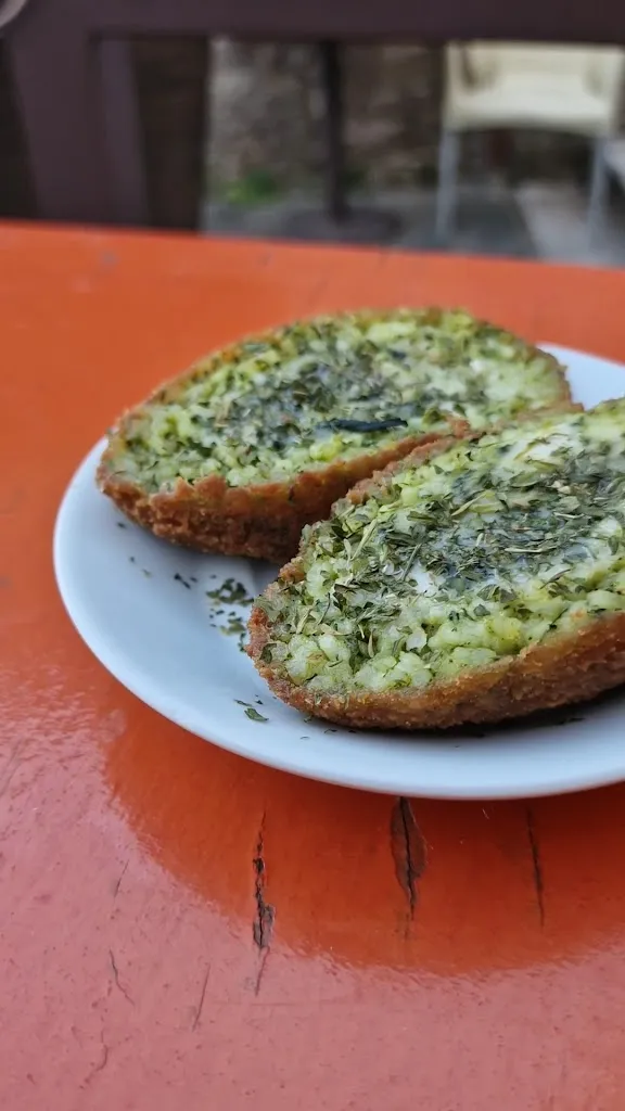 PierdeCat Sicilian Bistrò di Saglimbene Piero_Castelmola_slider_image_2