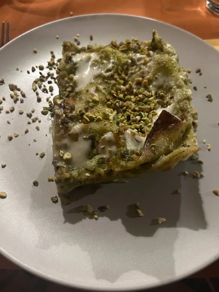 Gwladys M_Bistrot A' Ficaredda - Piatti Tipici Siciliani_Castelmola_review