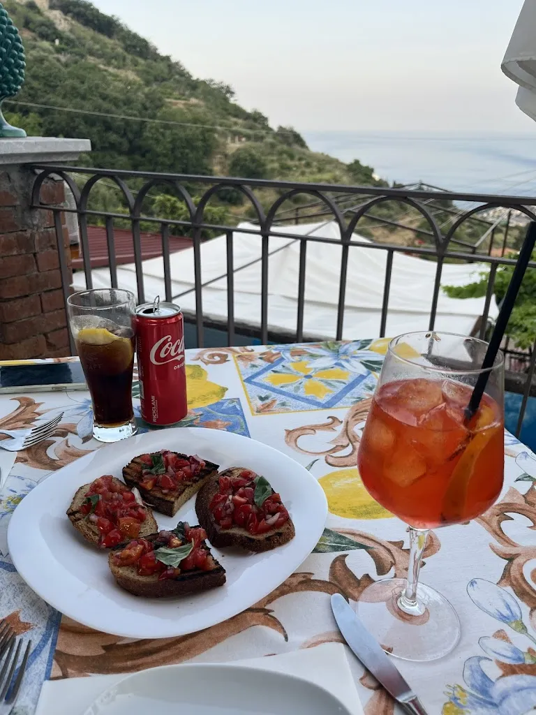 Jana Slesarenko_Chicchirichi Restaurant_Castelmola_review