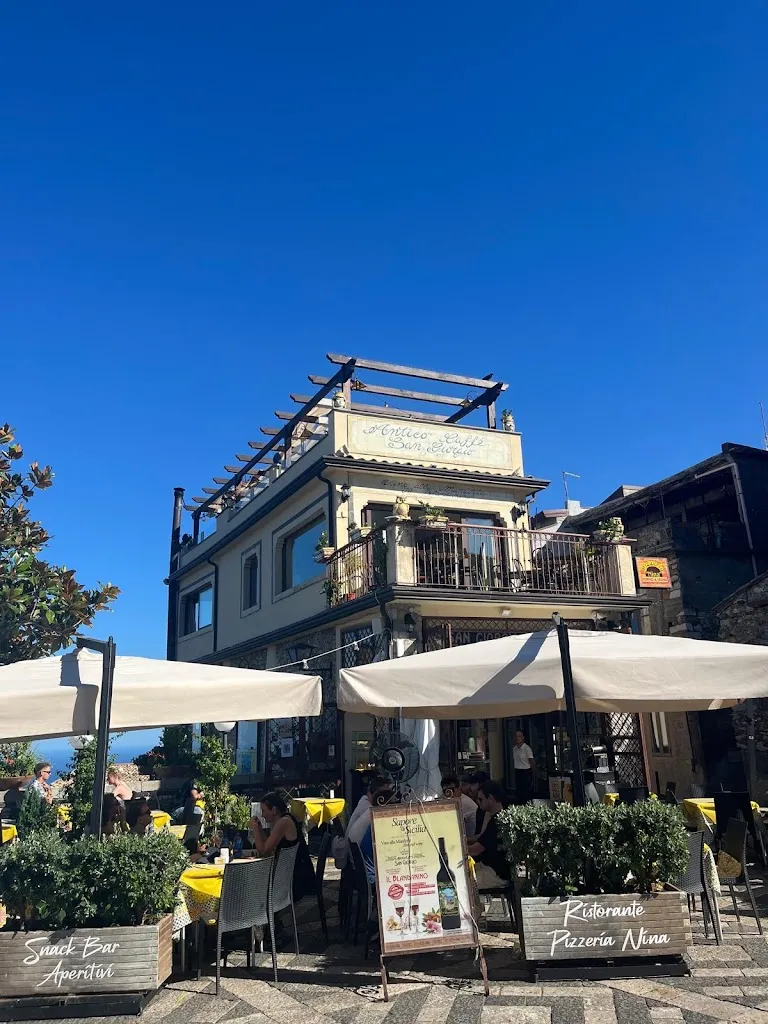 sandra bourdais_Antico Caffè San Giorgio_Castelmola_review