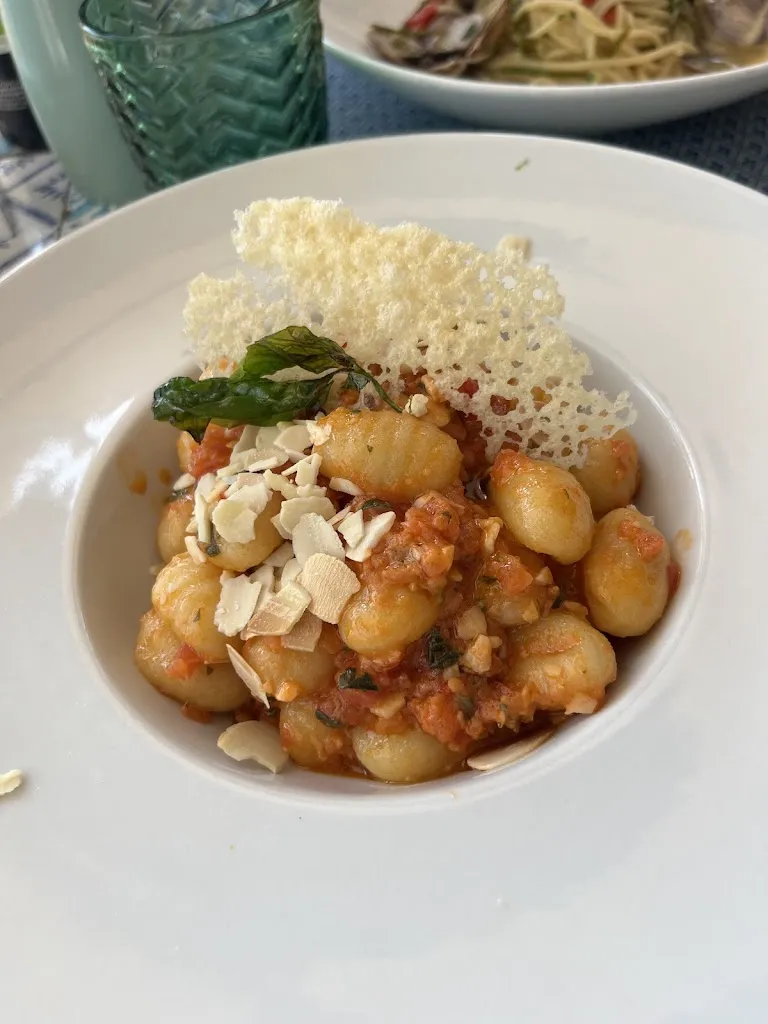 Debra Granatstein_CutìLuDissi_Castelmola_review