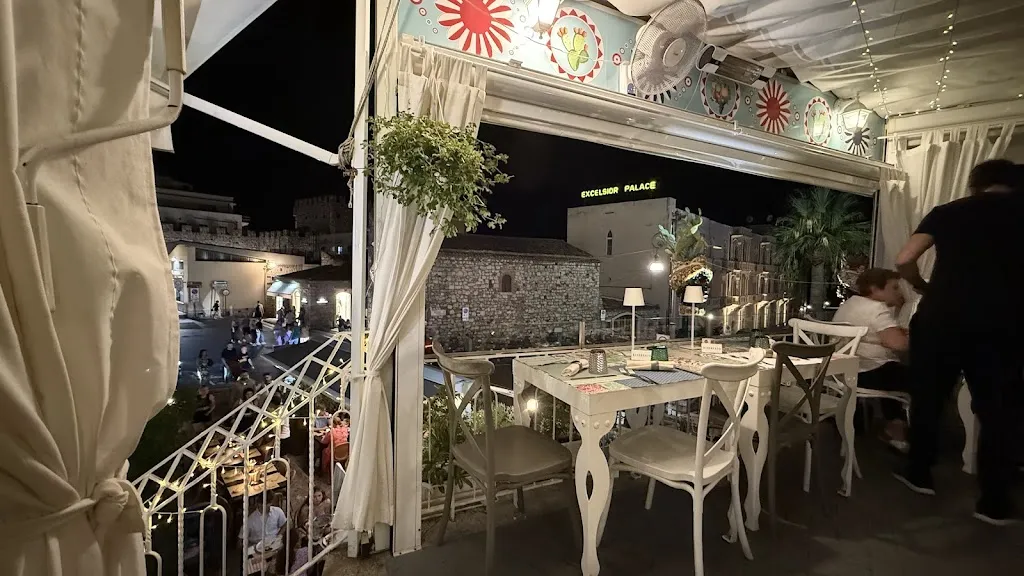 CutìLuDissi restaurant in Castelmola